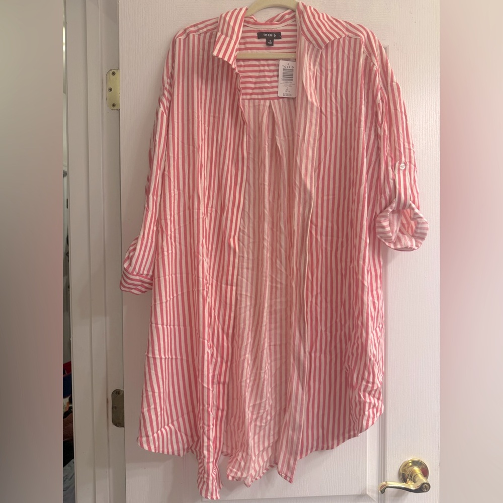 Torrid Pink Valentine Stripe Washable Gauze Oversized Kimono Shirt - size 1